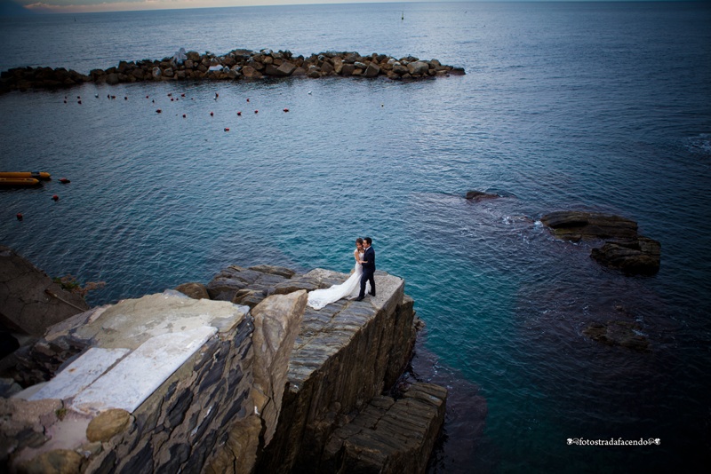 groom, bride, wedding, tuscany, getting married in italy, wedding photography, destination wedding, Florence wedding photographer, Cinqueterre wedding, cinque terre wedding photographer, asian bride