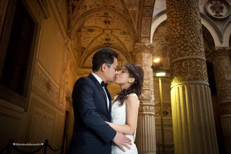 Firenze, groom, bride, wedding, tuscany, getting married in italy, wedding photography, destination wedding, Florence wedding photographer, Cinqueterre wedding, cinque terre wedding photographer, asian bride