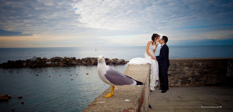 groom, bride, wedding, tuscany, getting married in italy, wedding photography, destination wedding, Florence wedding photographer, Cinqueterre wedding, cinque terre wedding photographer, asian bride