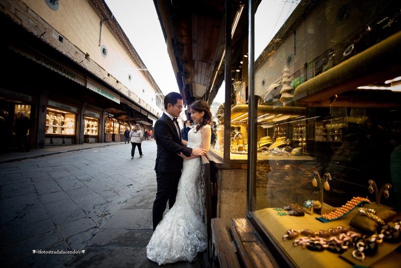 Firenze, groom, bride, wedding, tuscany, getting married in italy, wedding photography, destination wedding, Florence wedding photographer, Cinqueterre wedding, cinque terre wedding photographer, asian bride