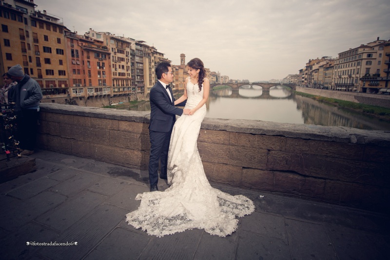 Firenze, groom, bride, wedding, tuscany, getting married in italy, wedding photography, destination wedding, Florence wedding photographer, Cinqueterre wedding, cinque terre wedding photographer, asian bride