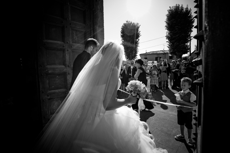 groom, bride, wedding, tuscany, getting married in italy, wedding photography, lucca, villa bernardini