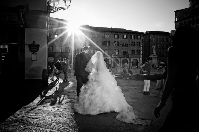 groom, bride, wedding, tuscany, getting married in italy, wedding photography, lucca, villa bernardini