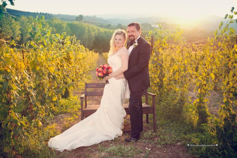 groom, bride, wedding, tuscany, getting married in italy, wedding photography, destination wedding, Chianti wedding, Chianti wedding, Croce di Bibbiano, San Gimignano wedding, Fotostradafacendo, Samantha Pennini