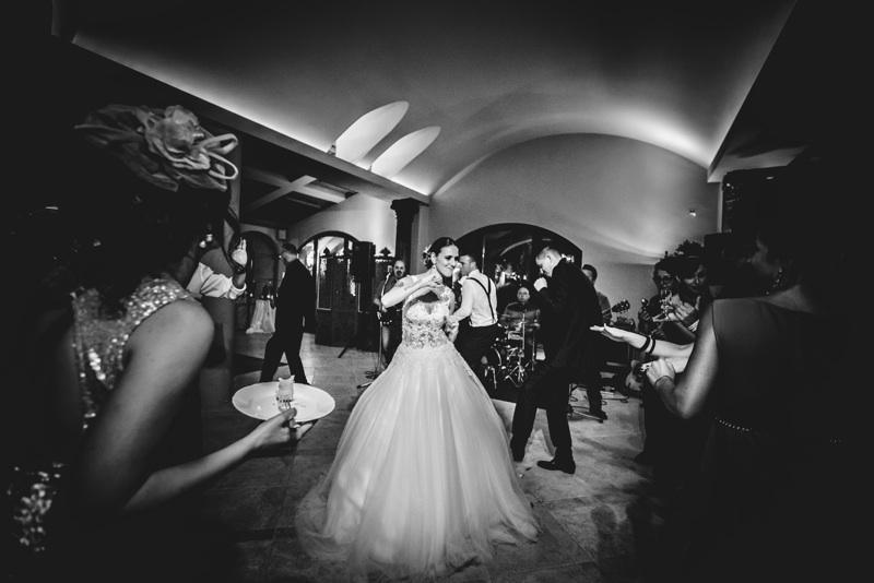 groom, bride, wedding, tuscany, getting married in italy, wedding photography, country wedding, fotografo matrimonio, Fotostradafacendo, Samantha Pennini, Tenuta Corbinaia, Firenze, Florence, Montelupo