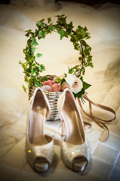groom, bride, wedding, tuscany, getting married in italy, wedding photography, Valle di Badia