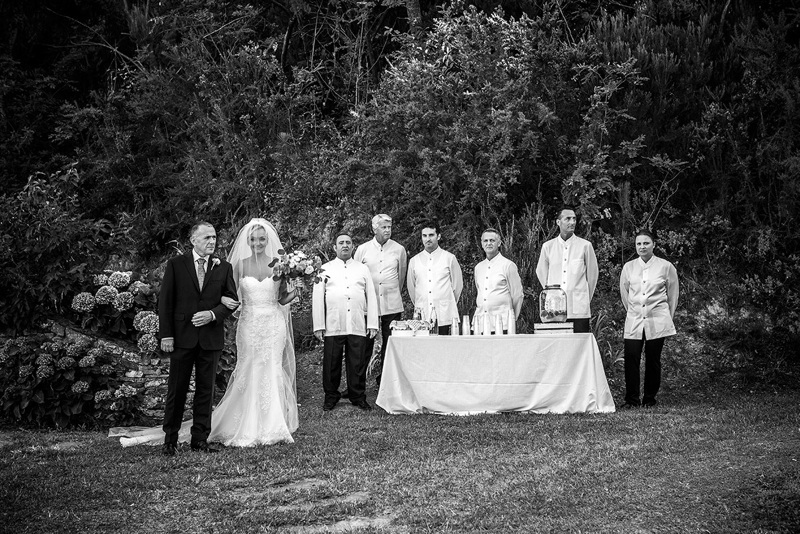 groom, bride, wedding, tuscany, getting married in italy, wedding photography, Valle di Badia