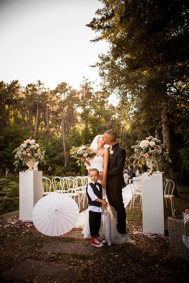 groom, bride, wedding, tuscany, getting married in italy, wedding photography, Valle di Badia