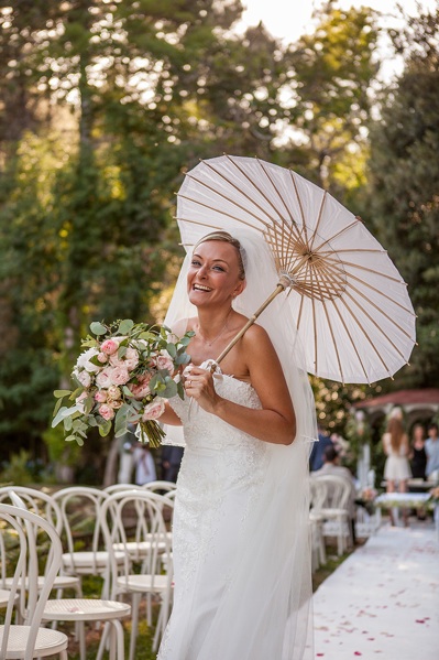 groom, bride, wedding, tuscany, getting married in italy, wedding photography, Valle di Badia