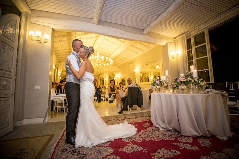 groom, bride, wedding, tuscany, getting married in italy, wedding photography, Valle di Badia