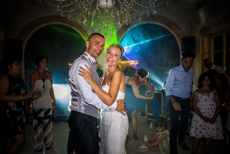 groom, bride, wedding, tuscany, getting married in italy, wedding photography, Valle di Badia