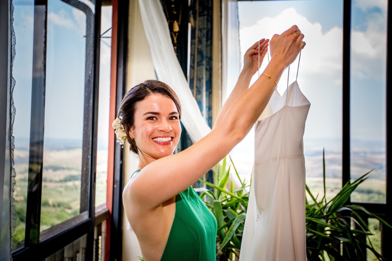 groom, bride, wedding, tuscany, getting married in italy, wedding photography, Chianni