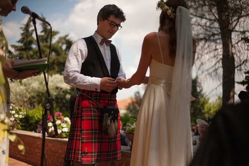 groom, bride, wedding, tuscany, getting married in italy, wedding photography, Chianni