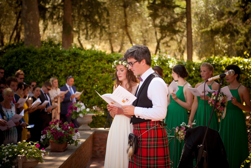 groom, bride, wedding, tuscany, getting married in italy, wedding photography, Chianni