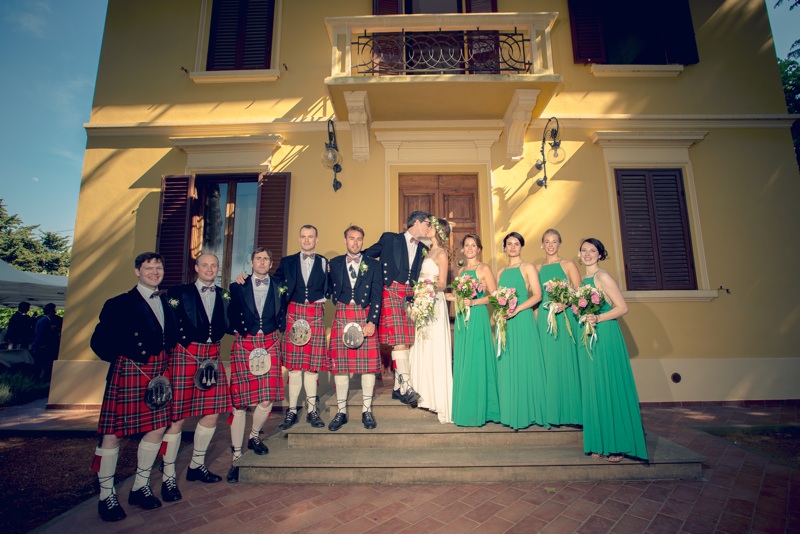 groom, bride, wedding, tuscany, getting married in italy, wedding photography, Chianni